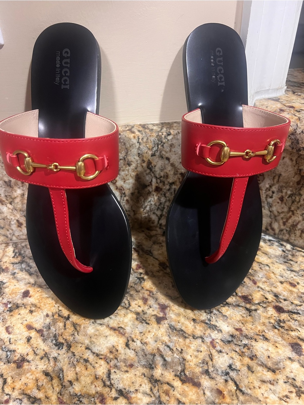 Gucci Red Leather Horsebit Thong Sandals with Black Footbed